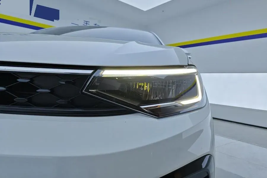 2023 Volkswagen Lavida 1.5L 110HP L4 5MT,autocango,china used car exporter,china ev exporter,chinese used car exporter,chinese used ev exporter