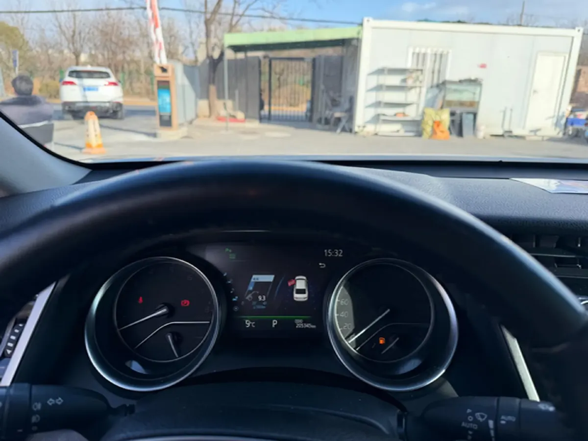 2019 Toyota Camry 2.5L 209HP L4 8AT,autocango,china used car exporter,china ev exporter,chinese used car exporter,chinese used ev exporter