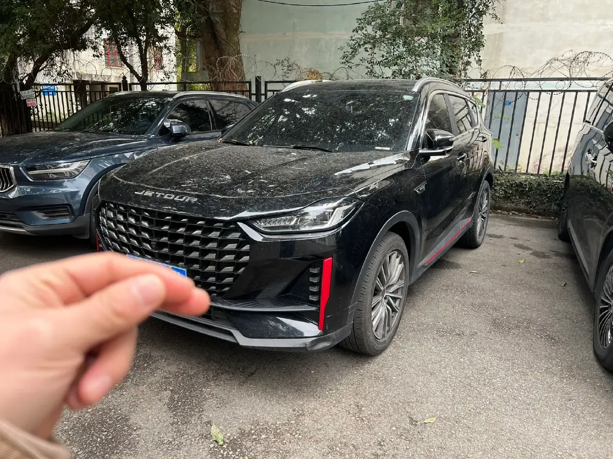 2023 Jetour X70 PRO 1.6T 197HP L4 7DCT