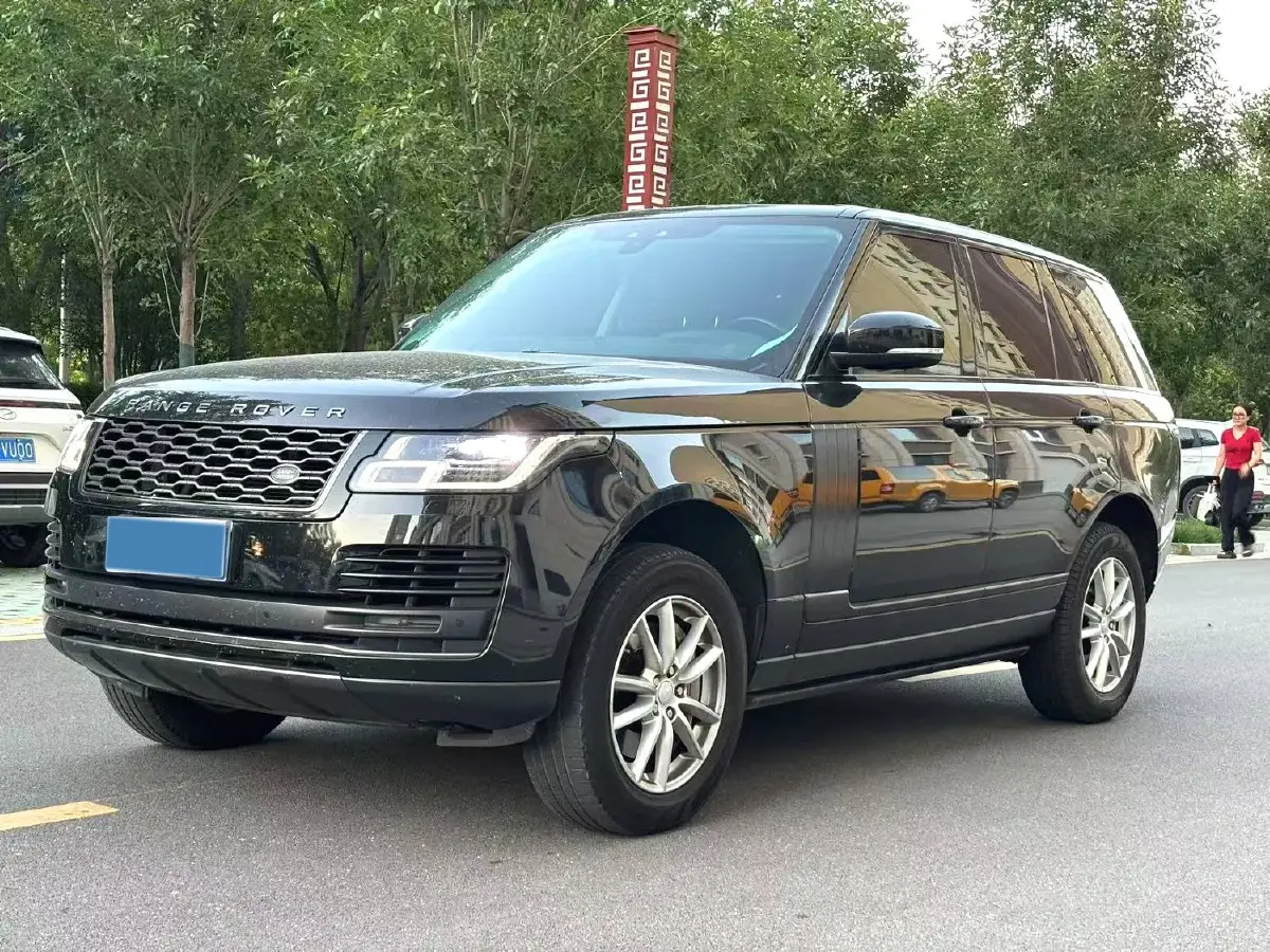2019 Land Rover Range Rover 3.0T 381HP V6 8AT