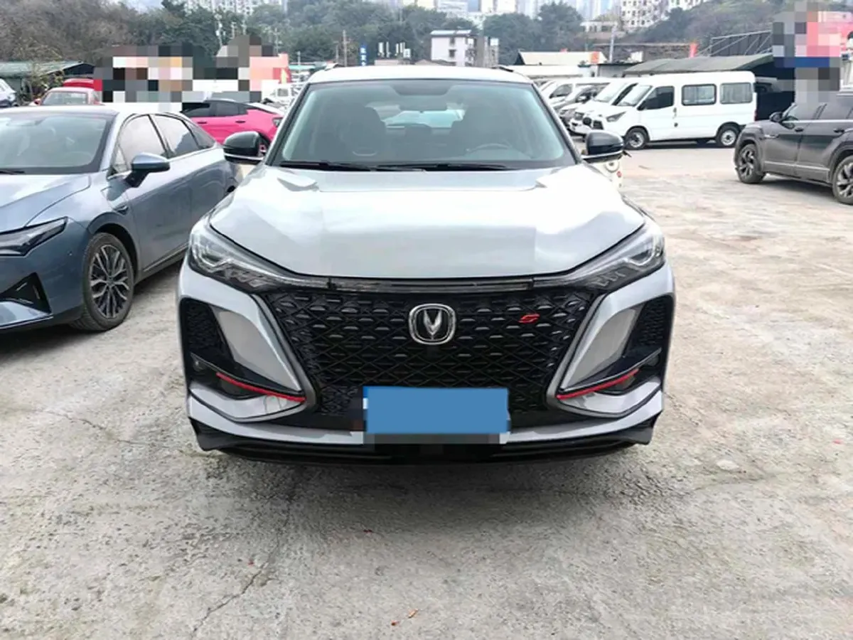2021 ChangAn CS75 Plus 2.0T 233HP L4 8AT,autocango,china used car exporter,china ev exporter,chinese used car exporter,chinese used ev exporter
