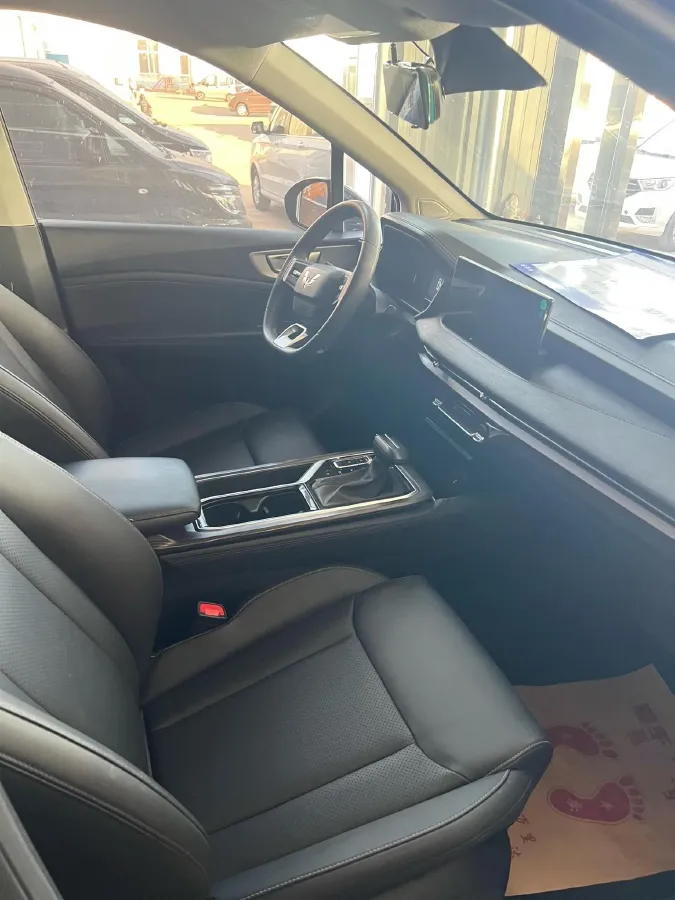 2022 Venucia T60 1.6L 126HP L4 CVT,autocango,china used car exporter,china ev exporter,chinese used car exporter,chinese used ev exporter