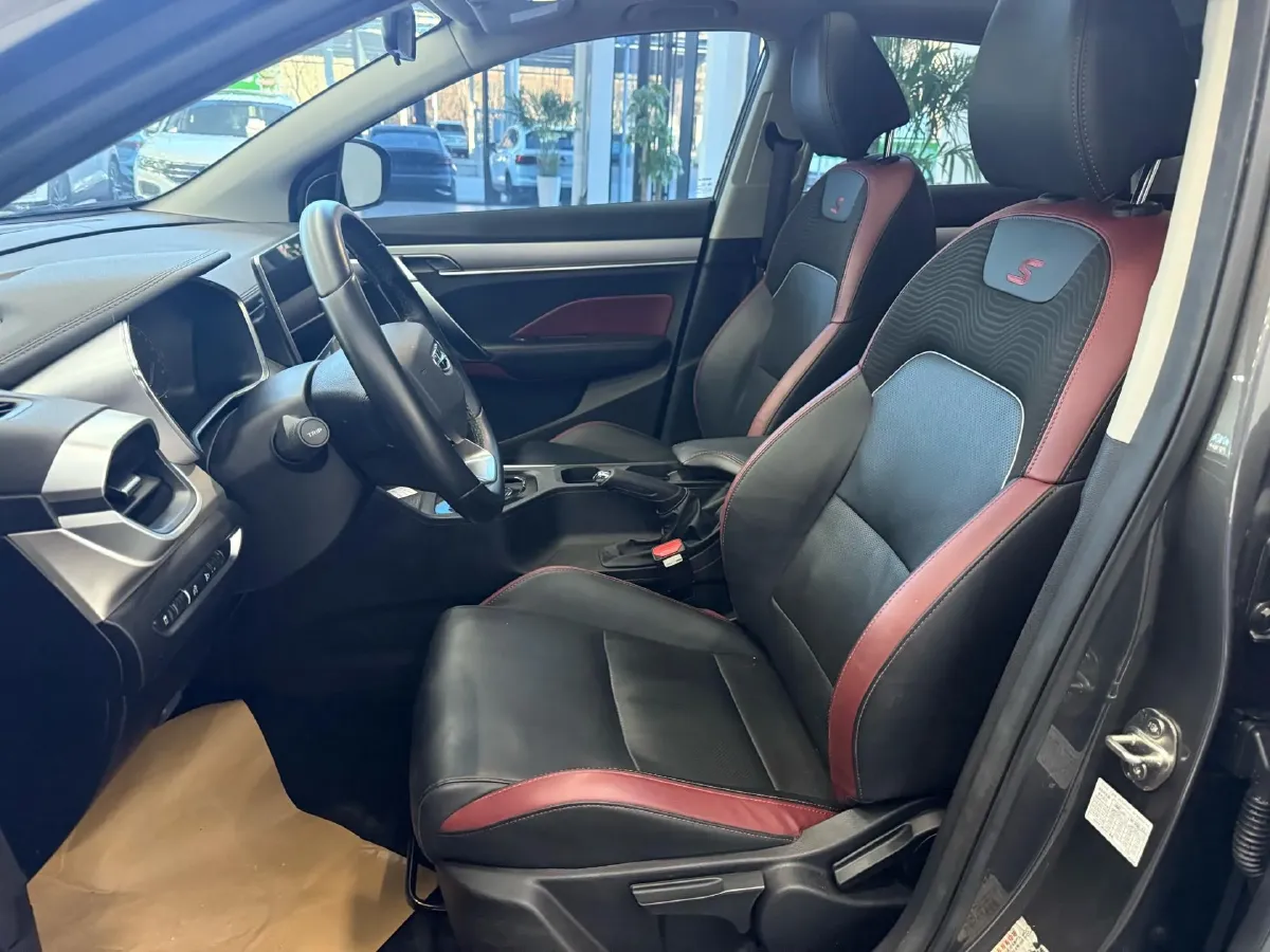 2021 Geely Coolray 1.4T 141HP L4 6DCT,autocango,china used car exporter,china ev exporter,chinese used car exporter,chinese used ev exporter