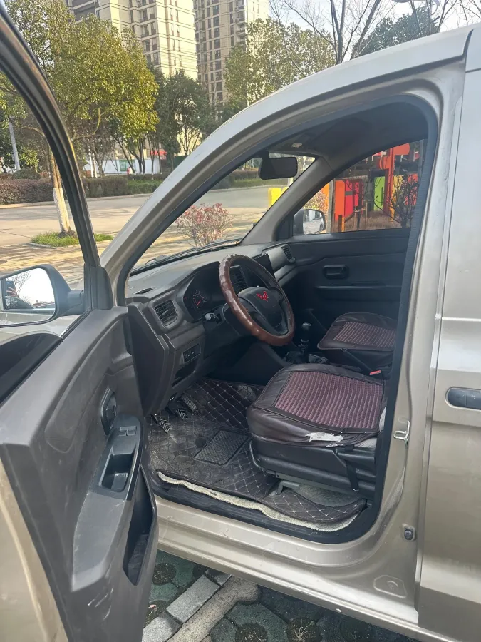 2022 JinBei Little Sea Lion X30 1.5L 102HP L4 5MT,autocango,china used car exporter,china ev exporter,chinese used car exporter,chinese used ev exporter