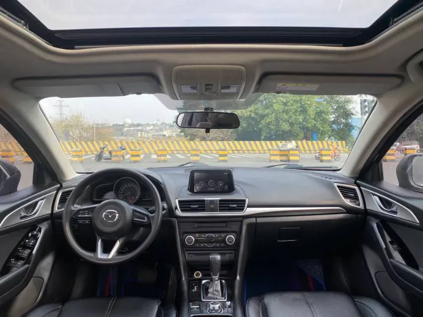 2017 Mazda 3 Axela 1.5L 117HP L4 6AT,autocango,china used car exporter,china ev exporter,chinese used car exporter,chinese used ev exporter