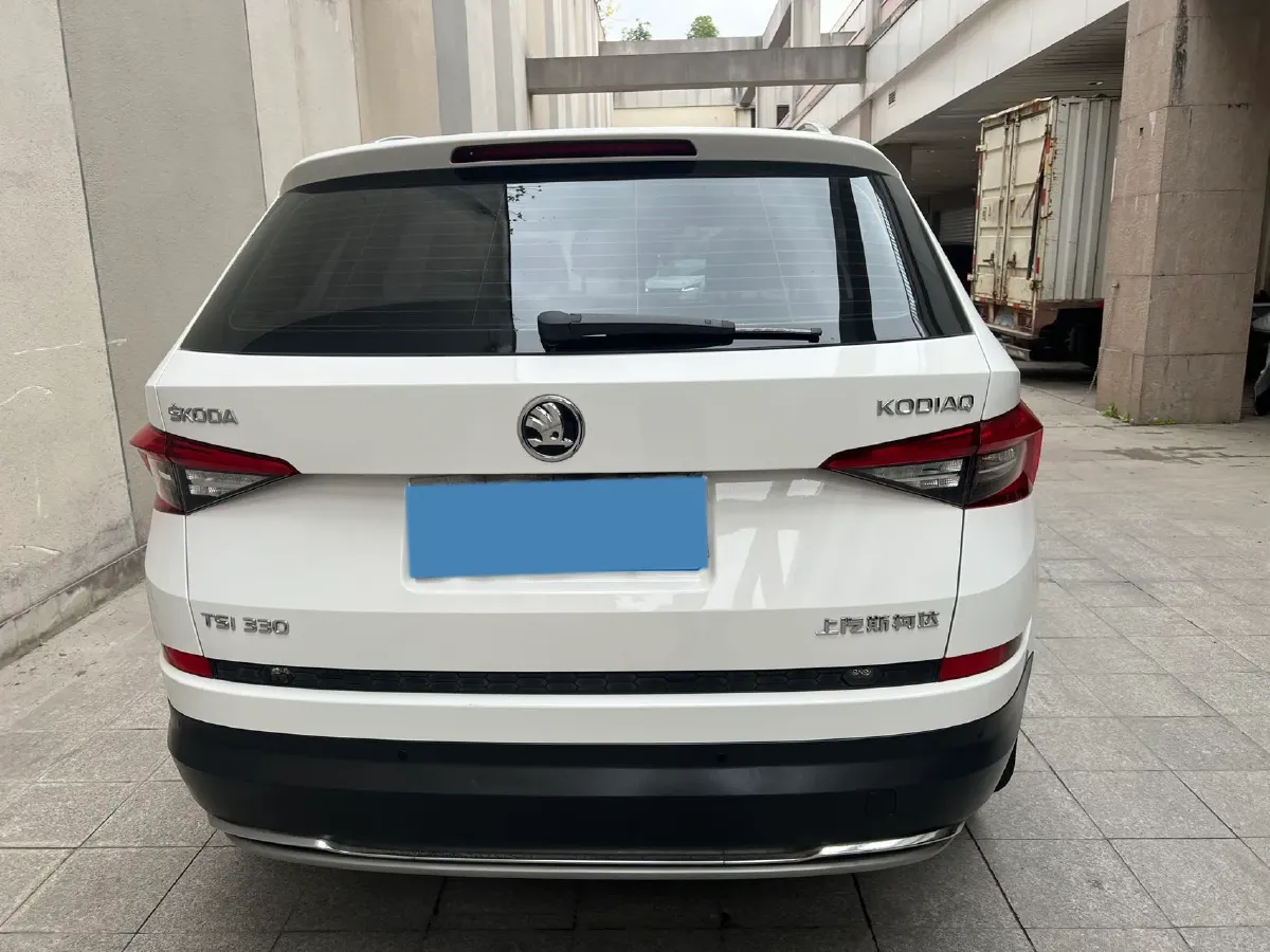 2018 Skoda Kodiak 2.0T 186HP L4 7DCT,autocango,china used car exporter,china ev exporter,chinese used car exporter,chinese used ev exporter