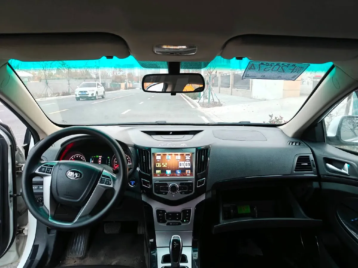 2018 BYD e5 BEV 60.48KWH,autocango,china used car exporter,china ev exporter,chinese used car exporter,chinese used ev exporter