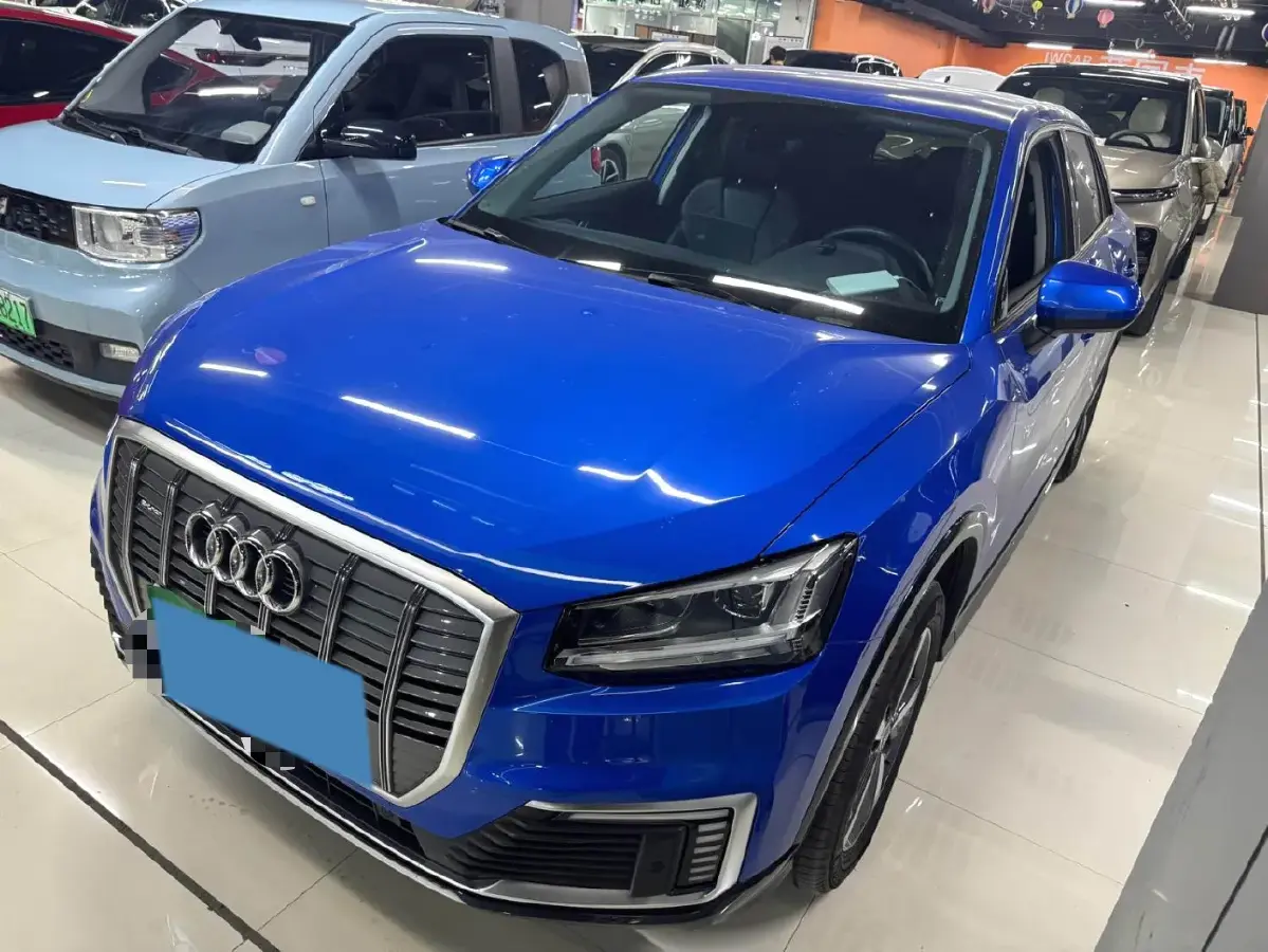 2019 Audi Q2L e-tron BEV 39.7KWH
