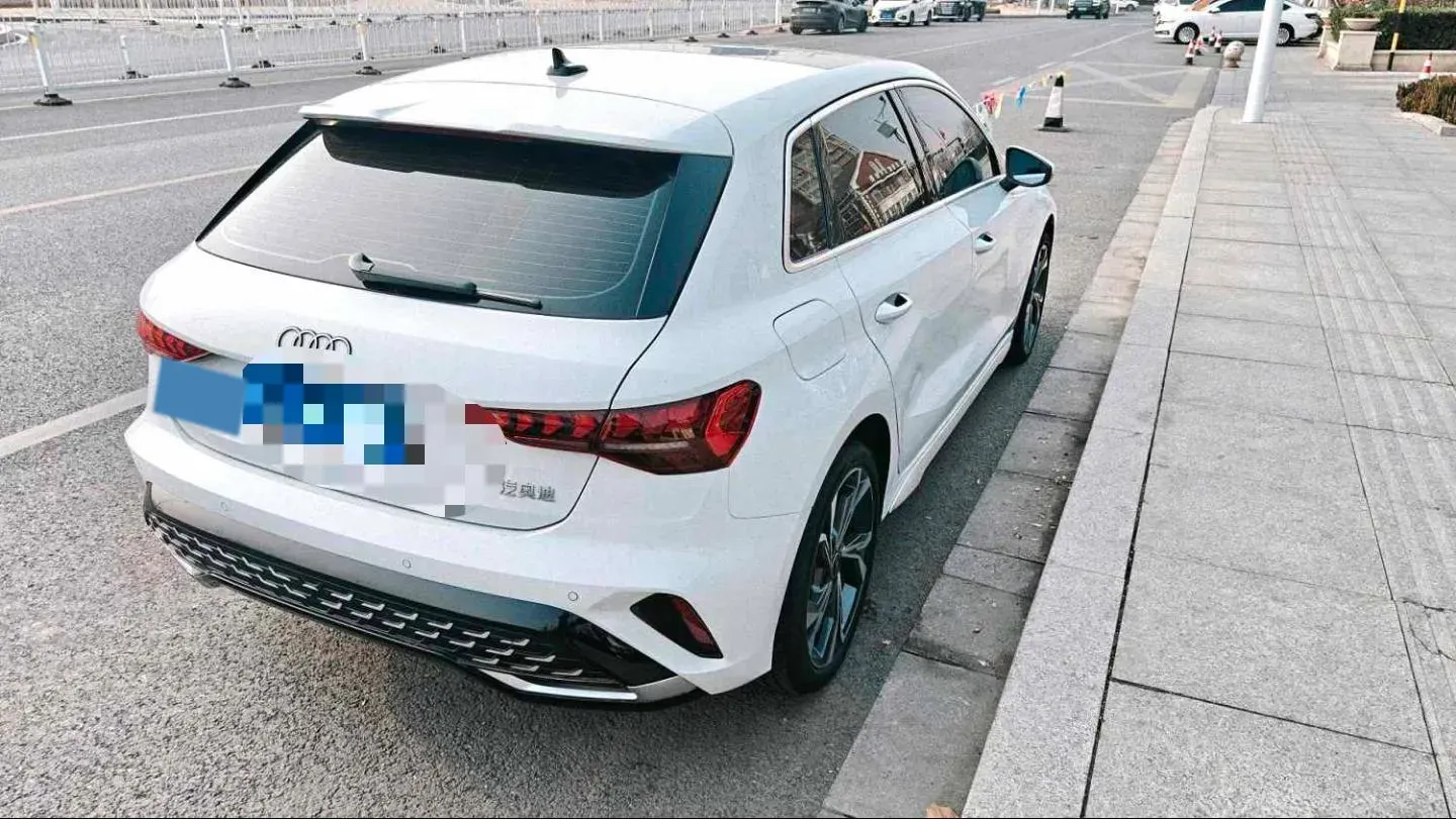 2025 Audi A3 1.5T 160HP L4 7DCT,autocango,china used car exporter,china ev exporter,chinese used car exporter,chinese used ev exporter