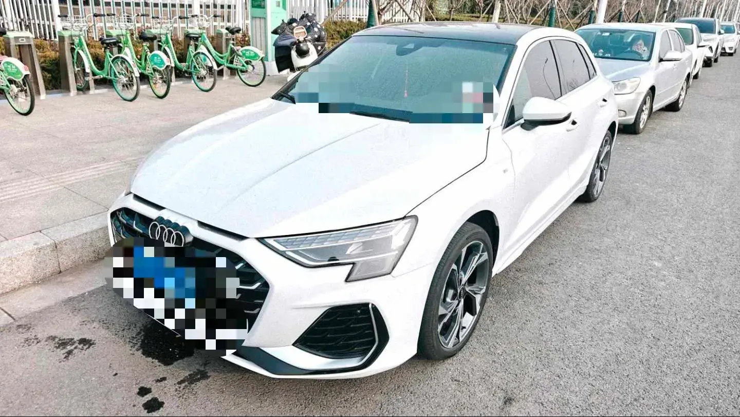 2025 Audi A3 1.5T 160HP L4 7DCT