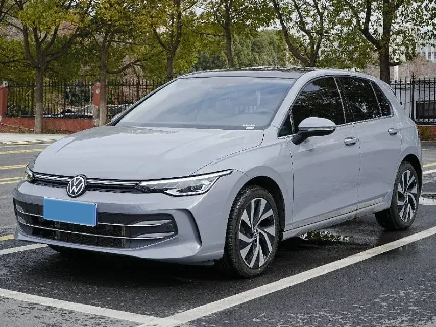 2025 Volkswagen Golf 1.5T 160HP L4 7DCT