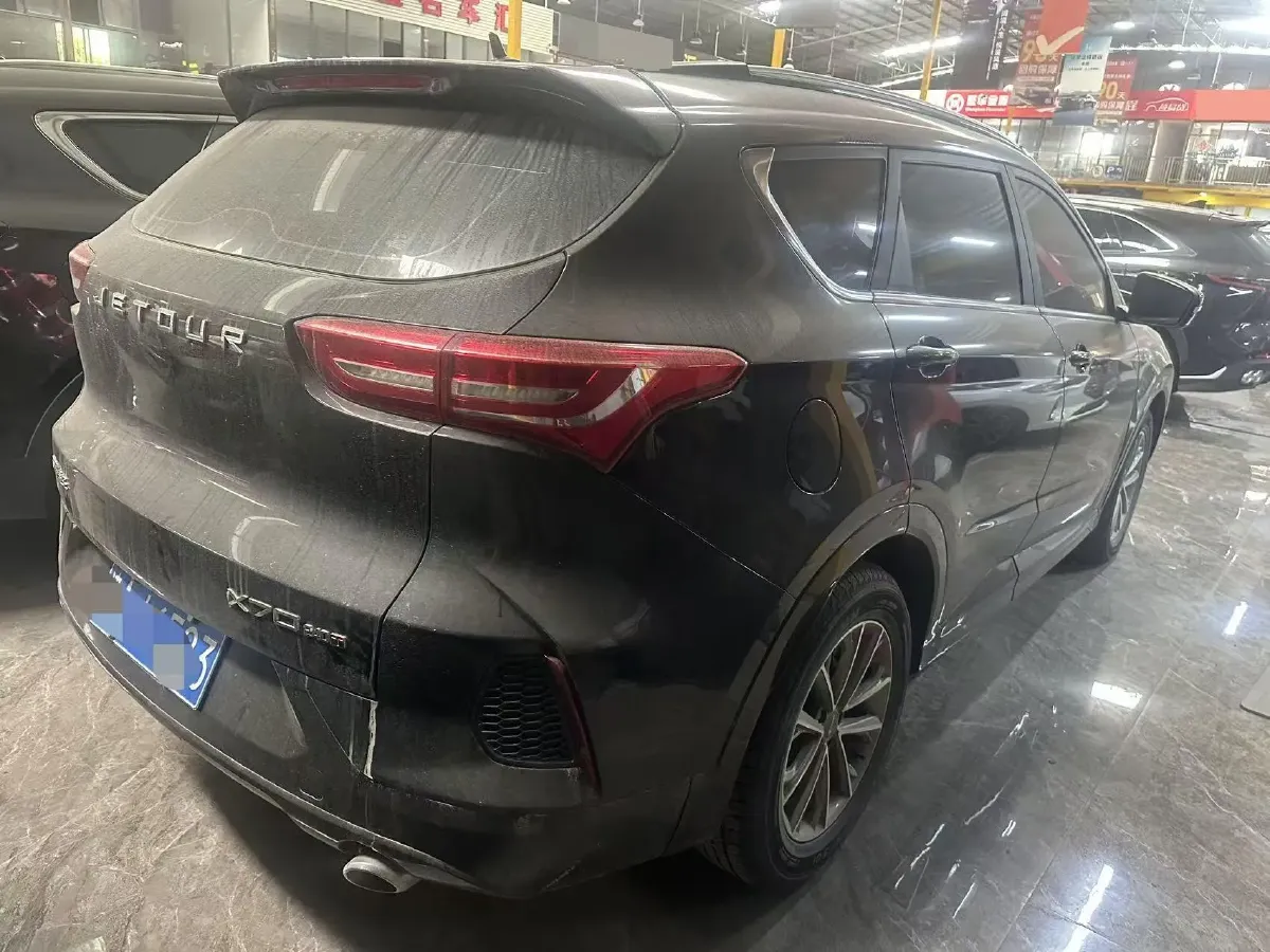 2022 Jetour X70M 1.5T 156HP L4 6MT,autocango,china used car exporter,china ev exporter,chinese used car exporter,chinese used ev exporter