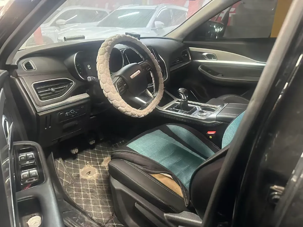 2022 Jetour X70M 1.5T 156HP L4 6MT,autocango,china used car exporter,china ev exporter,chinese used car exporter,chinese used ev exporter