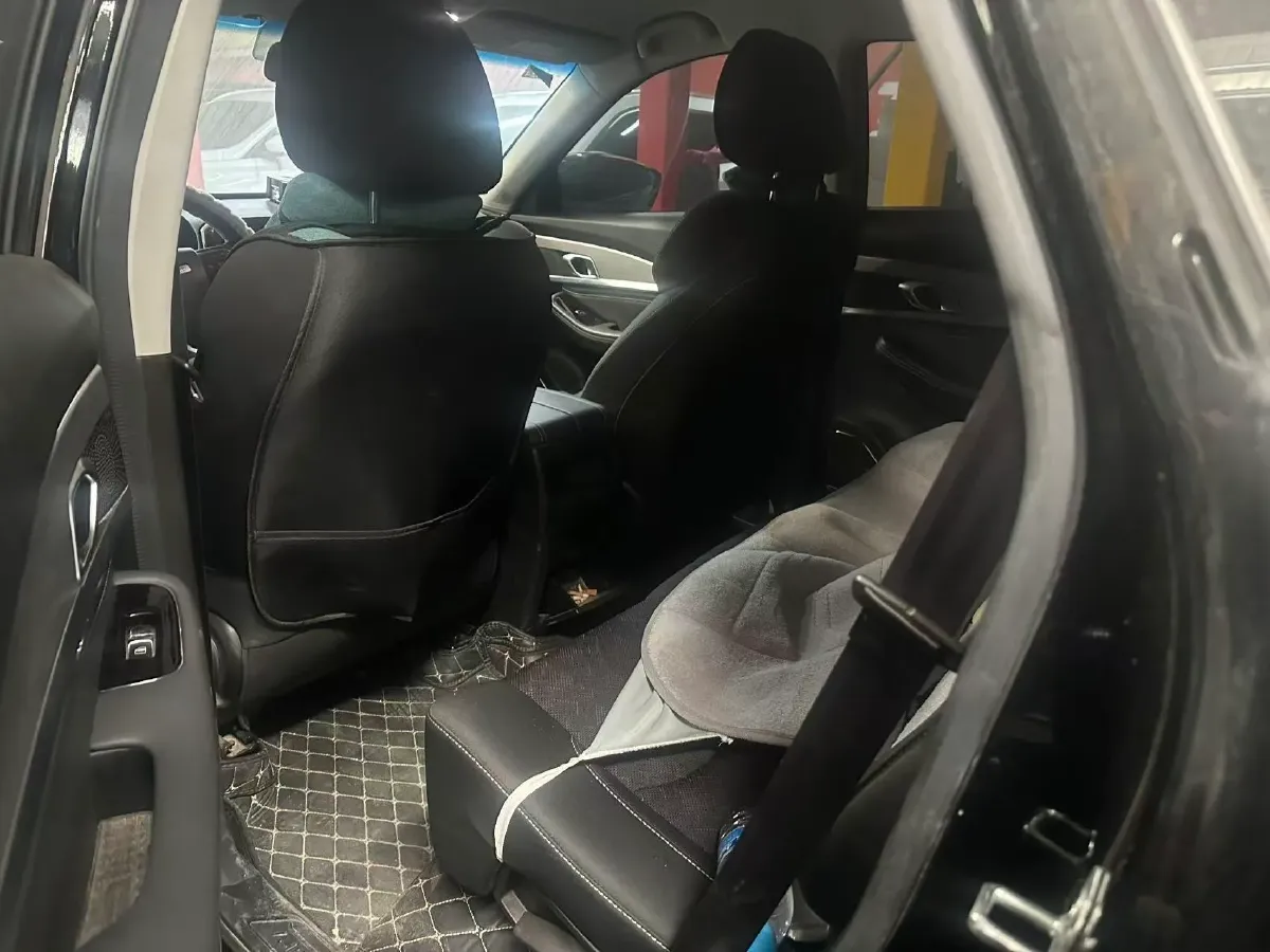 2022 Jetour X70M 1.5T 156HP L4 6MT,autocango,china used car exporter,china ev exporter,chinese used car exporter,chinese used ev exporter