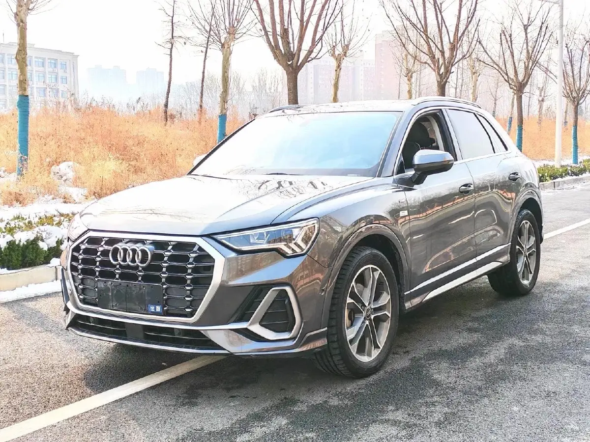 2023 Audi Q3 2.0T 186HP L4 7DCT