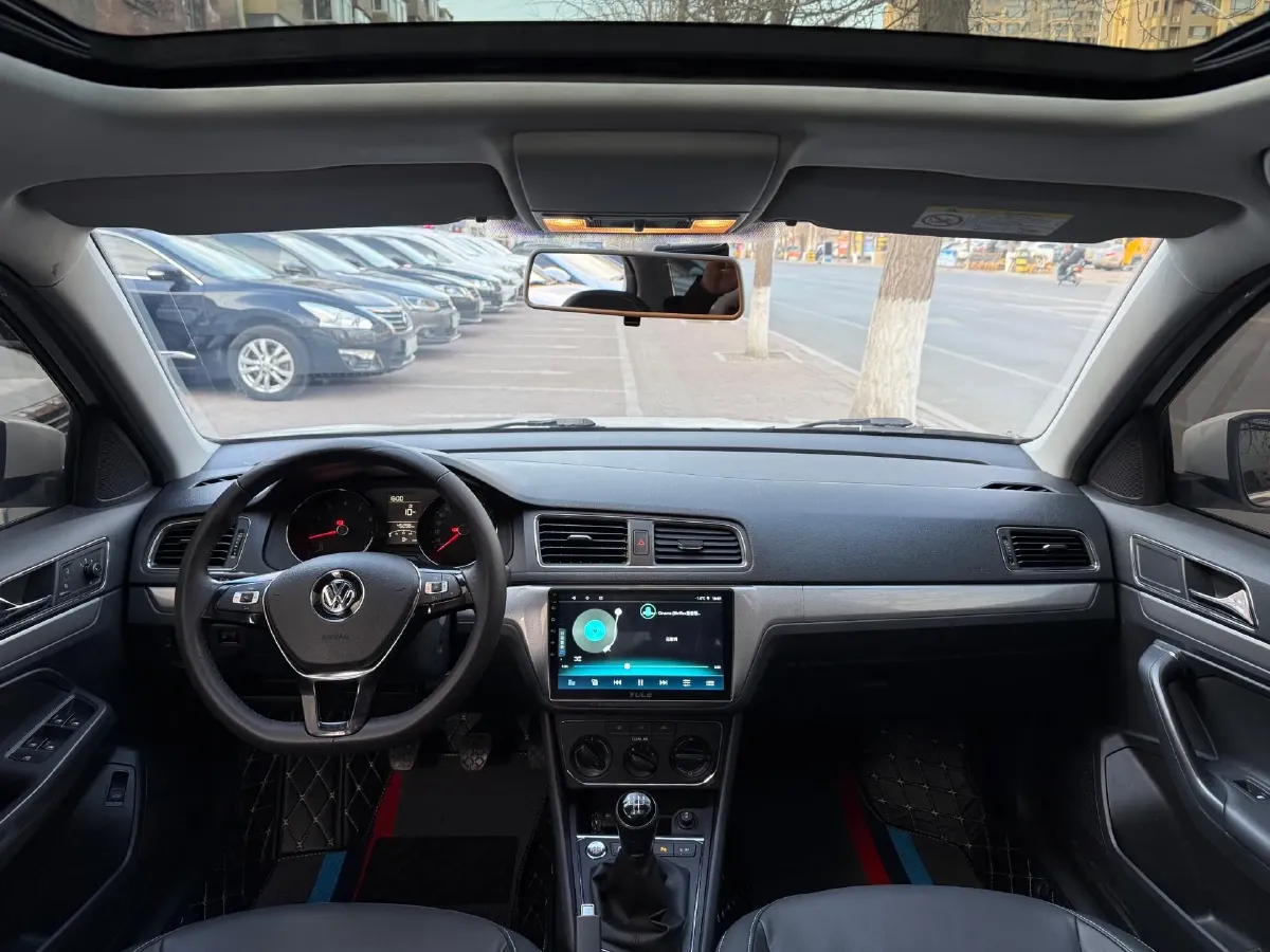 2017 Zotye Damy X7 1.8T 177HP L4 5MT,autocango,china used car exporter,china ev exporter,chinese used car exporter,chinese used ev exporter