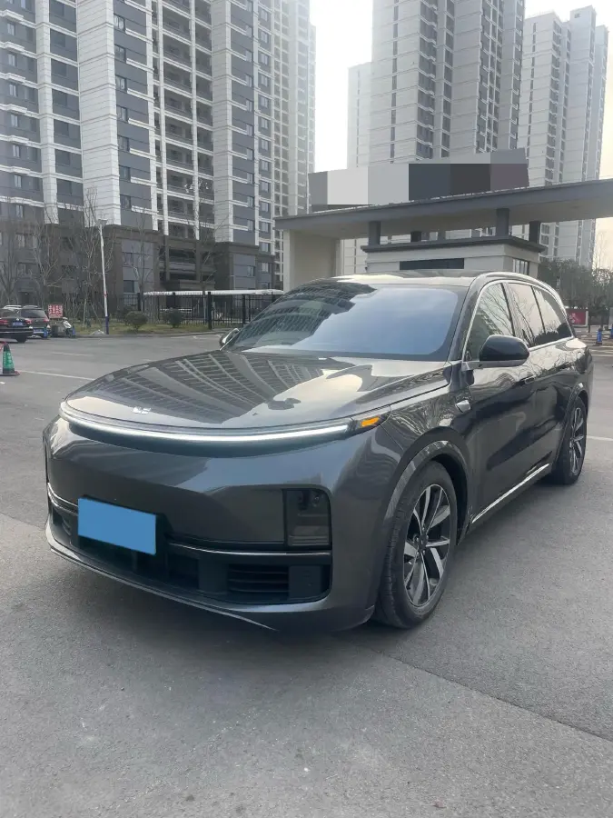 2023 Li L8 Range Extended 154HP REEV 40.9KWH