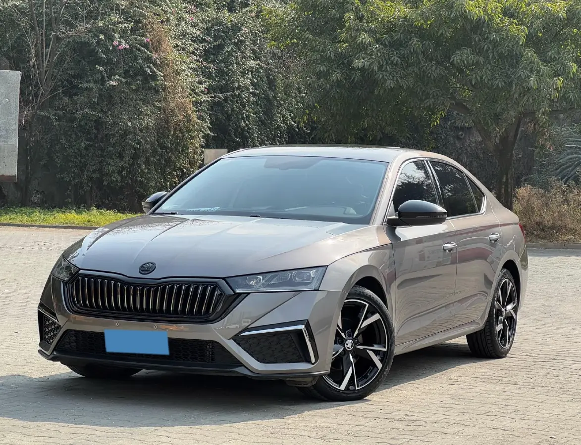 2022 Skoda Octavia 1.4T 150HP L4 7DCT