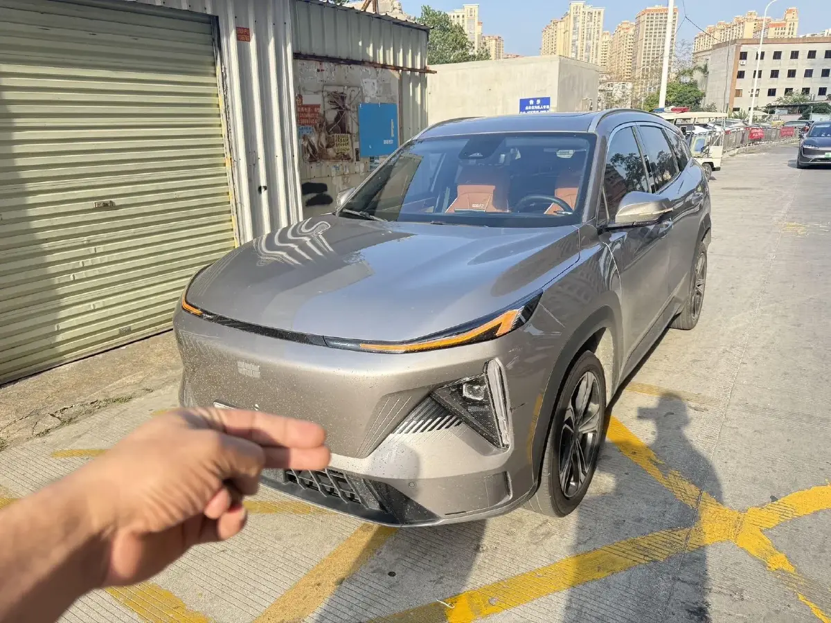 2024 Geely Galaxy L7 1.5T 163HP L4 3DHT PHEV 18.7KWH