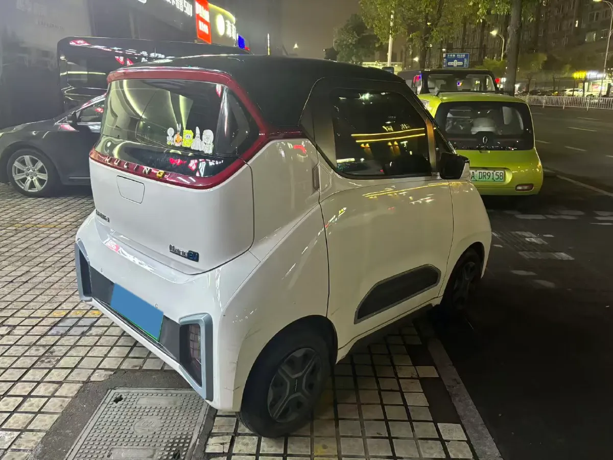 2021 WuLing Nano EV BEV 28KWH,autocango,china used car exporter,china ev exporter,chinese used car exporter,chinese used ev exporter