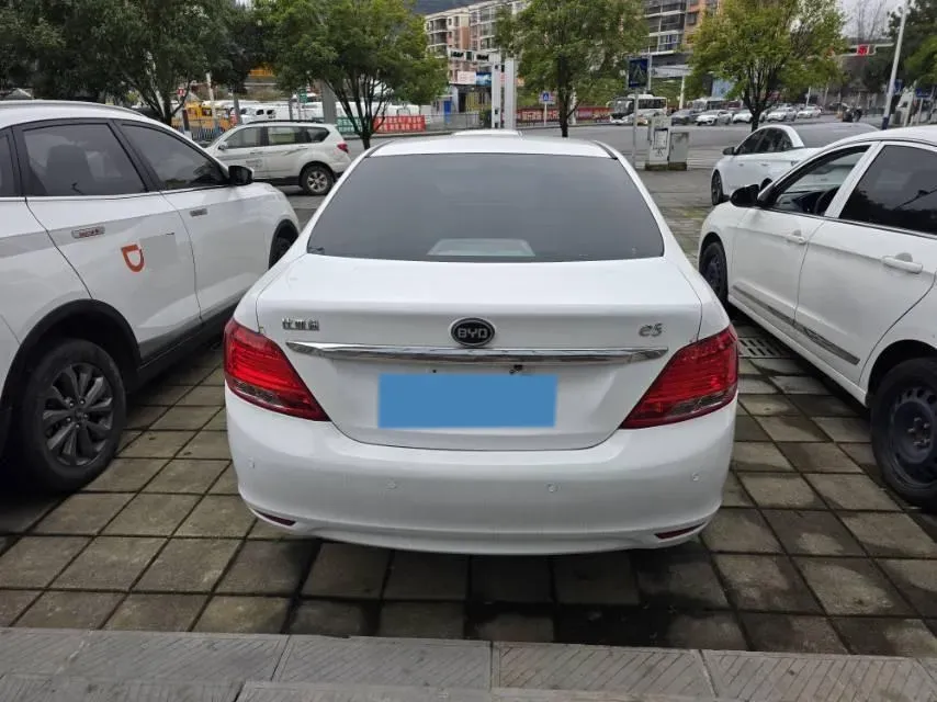 2018 BYD e5 BEV 60.48KWH,autocango,china used car exporter,china ev exporter,chinese used car exporter,chinese used ev exporter