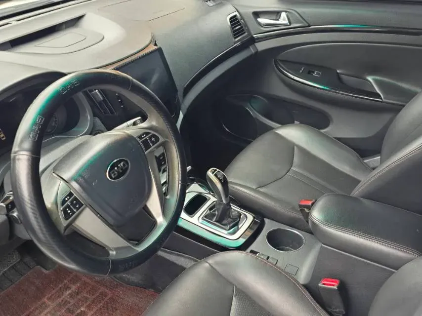 2018 BYD e5 BEV 60.48KWH,autocango,china used car exporter,china ev exporter,chinese used car exporter,chinese used ev exporter