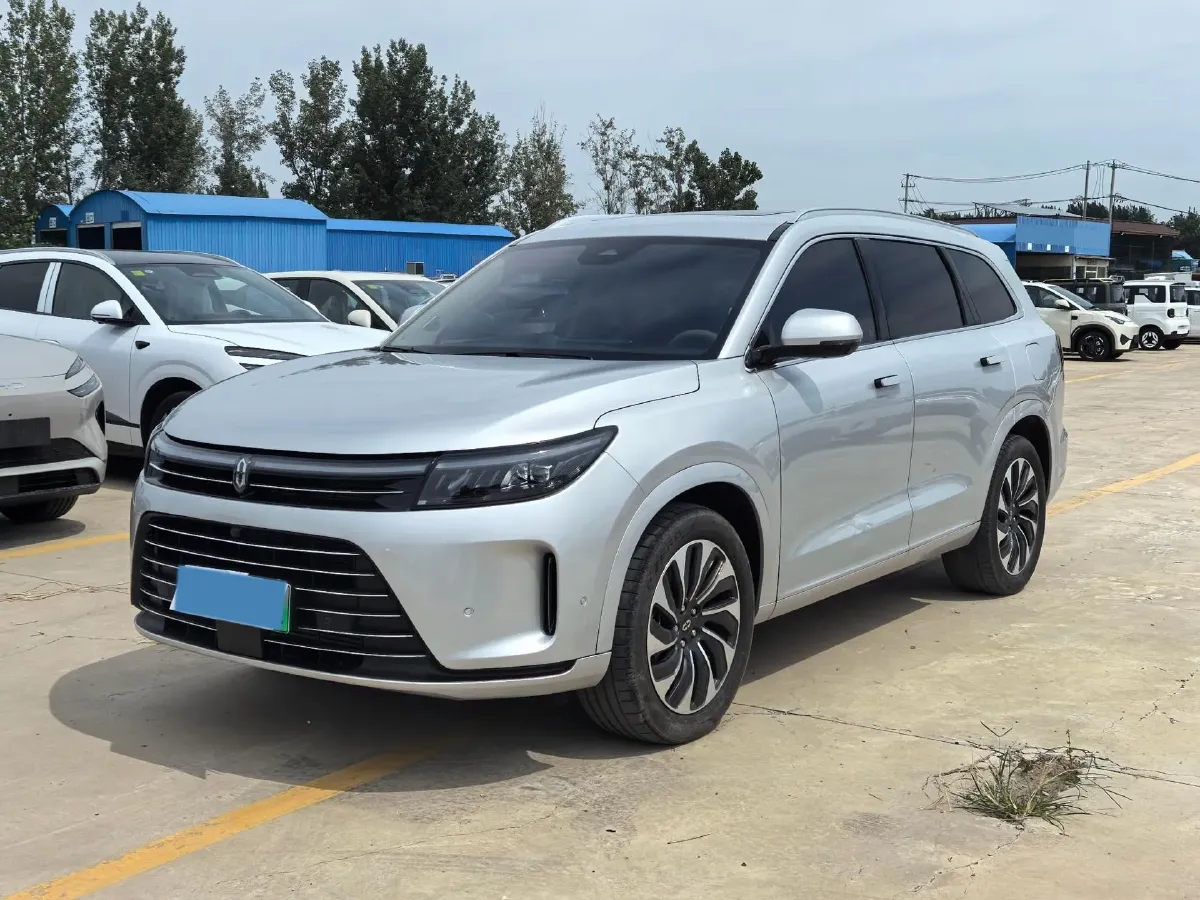 2024 Jaguar E-PACE 1.5T 200HP L3 8AT,autocango,china used car exporter,china ev exporter,chinese used car exporter,chinese used ev exporter