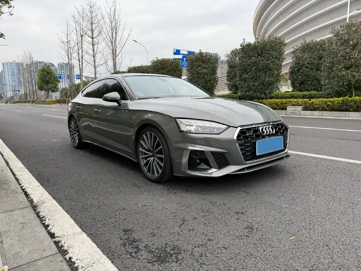 2023 Audi A5 2.0T 204HP L4 7DCT,autocango,china used car exporter,china ev exporter,chinese used car exporter,chinese used ev exporter