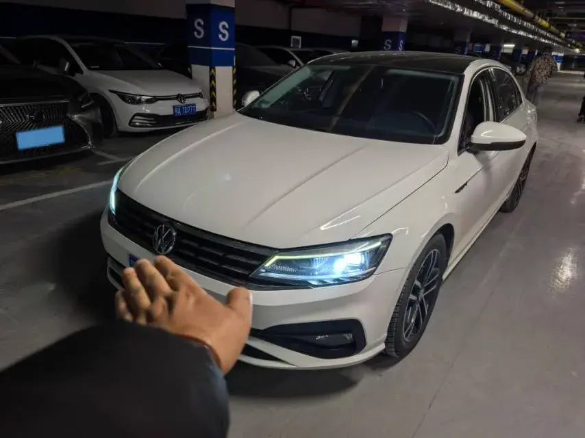 2019 Volkswagen Passat 1.4T 150HP L4 7DCT