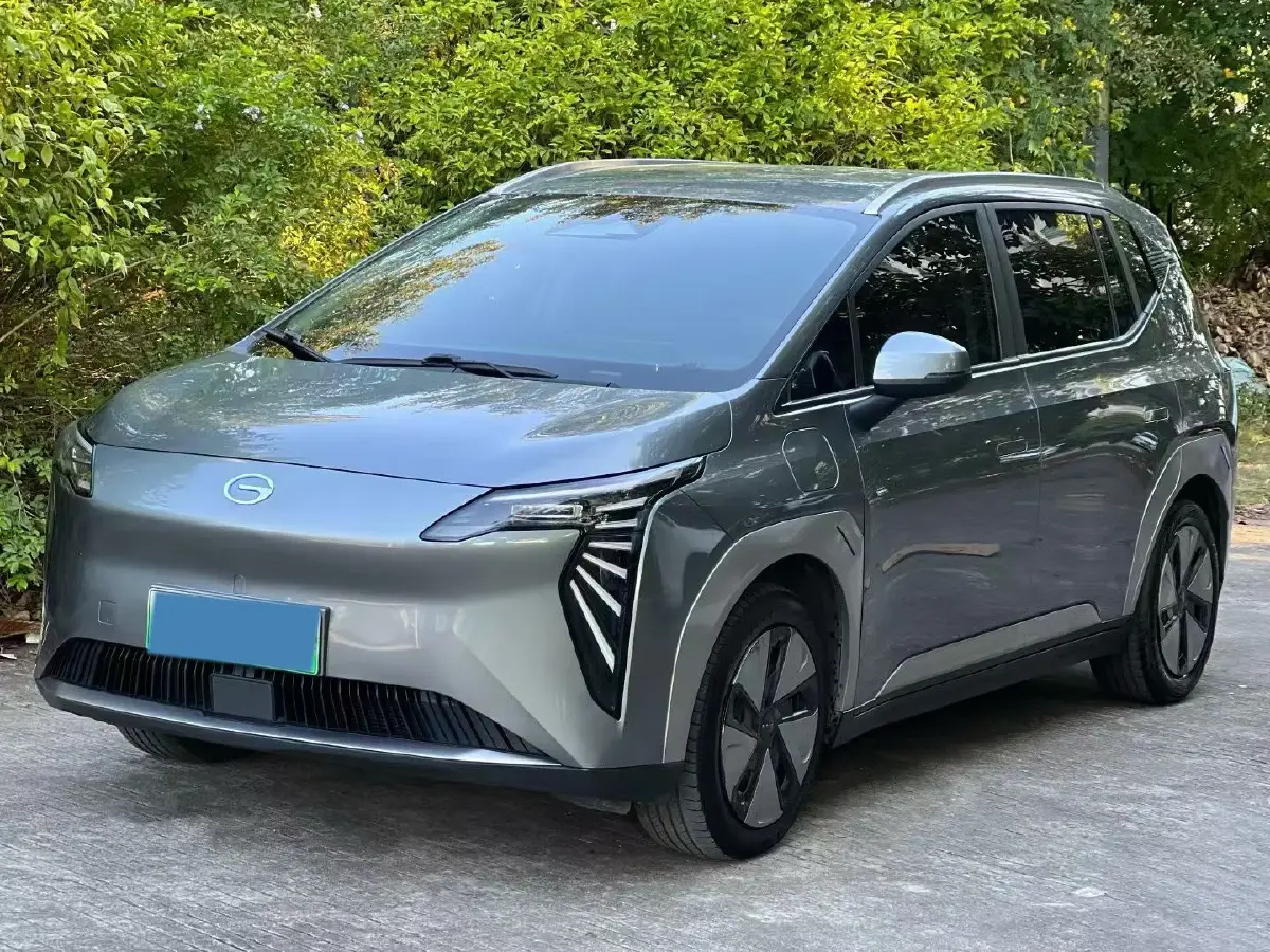 2023 Aion Y BEV 61.7KWH