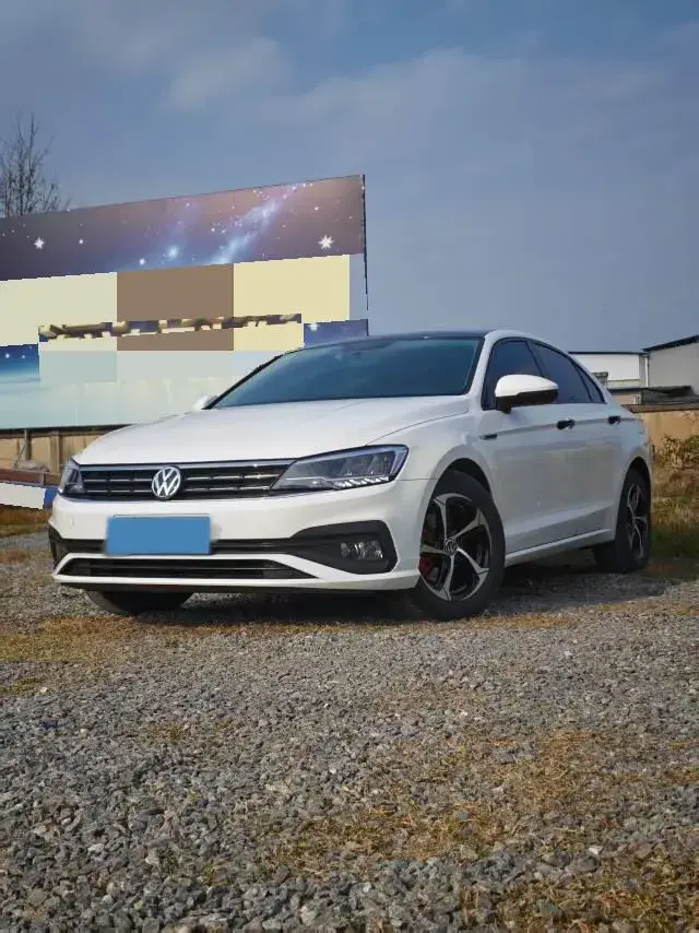 2019 Volkswagen T-Cross 1.4T 150HP L4 7DCT