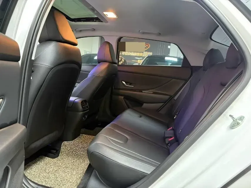 2023 Hyundai Elantra 1.5L 115HP L4 CVT,autocango,china used car exporter,china ev exporter,chinese used car exporter,chinese used ev exporter