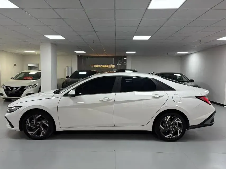 2023 Hyundai Elantra 1.5L 115HP L4 CVT,autocango,china used car exporter,china ev exporter,chinese used car exporter,chinese used ev exporter