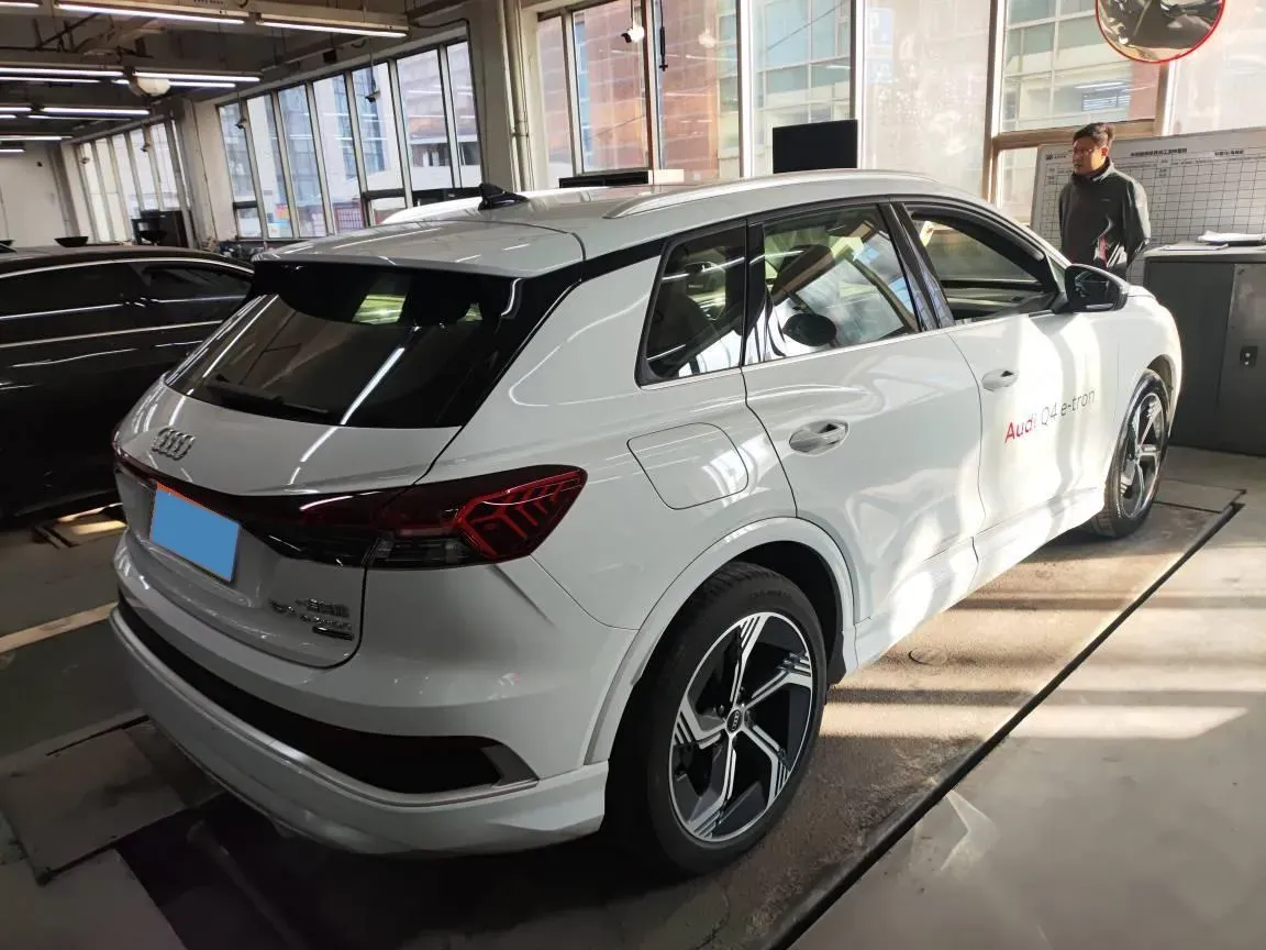 2023 Audi Q4 e-tron BEV 84.8KWH,autocango,china used car exporter,china ev exporter,chinese used car exporter,chinese used ev exporter