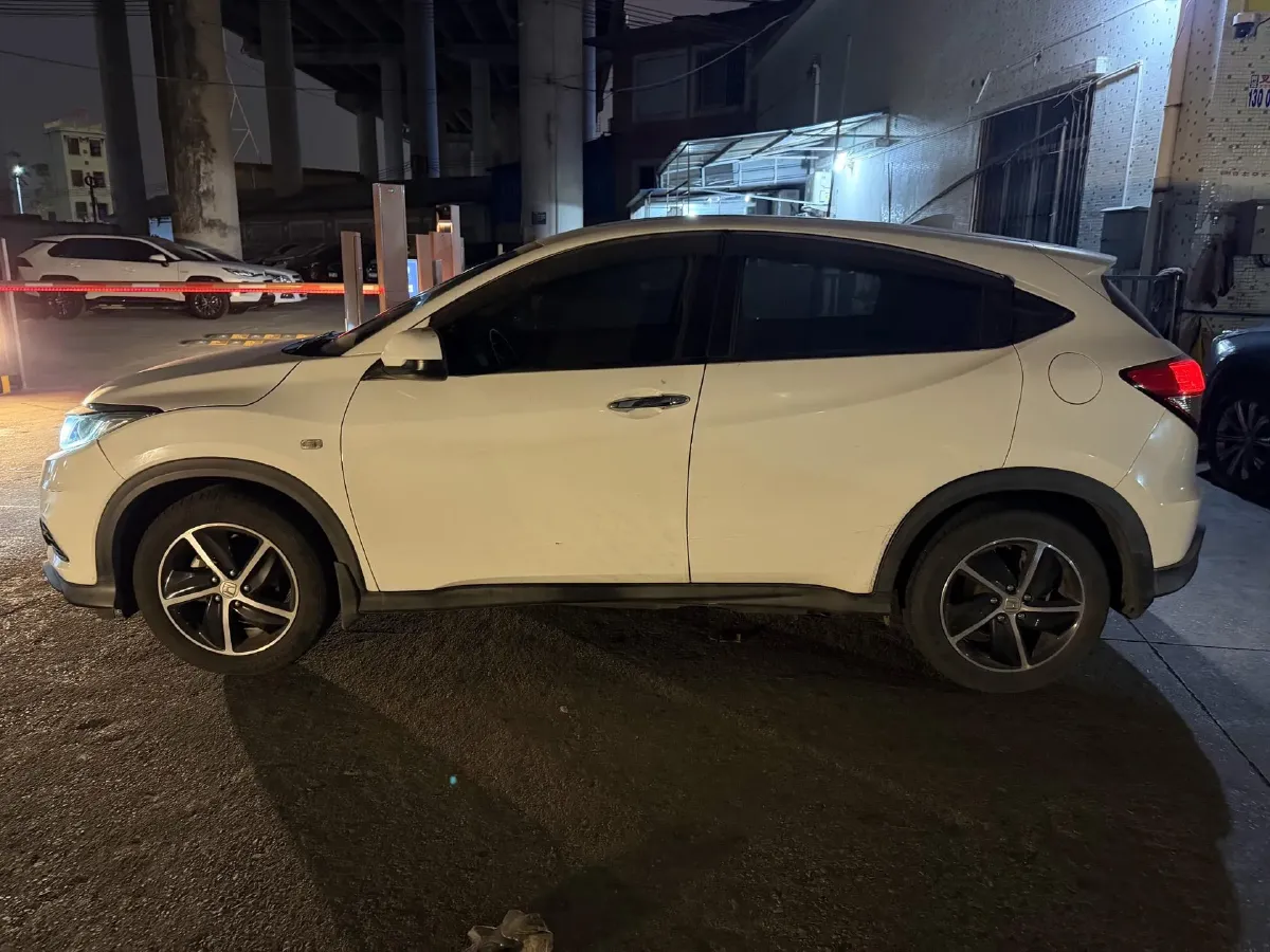 2020 Honda Vezel 1.5L 131HP L4 CVT,autocango,china used car exporter,china ev exporter,chinese used car exporter,chinese used ev exporter