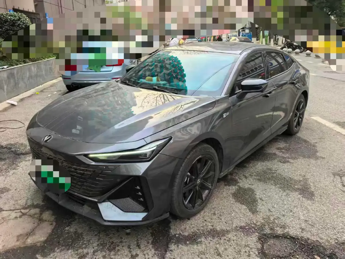 2023 ChangAn UNI-V iDD 1.5T 170HP L4 6TCT PHEV 18.4KWH