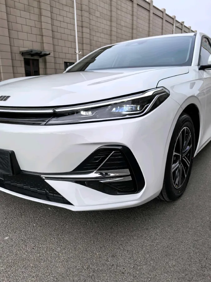 2025 Geely Galaxy A7 1.5L 112HP L4 1DHT PHEV,autocango,china used car exporter,china ev exporter,chinese used car exporter,chinese used ev exporter