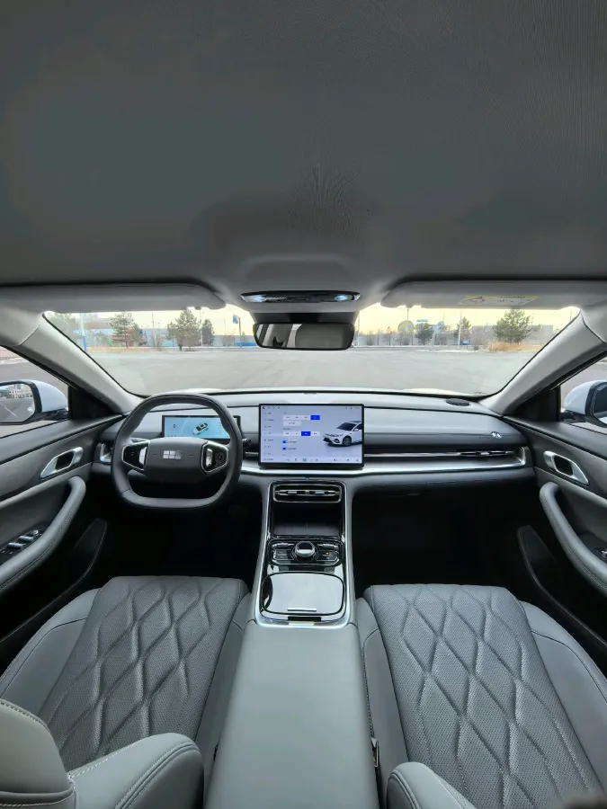 2025 Geely Galaxy A7 1.5L 112HP L4 1DHT PHEV,autocango,china used car exporter,china ev exporter,chinese used car exporter,chinese used ev exporter