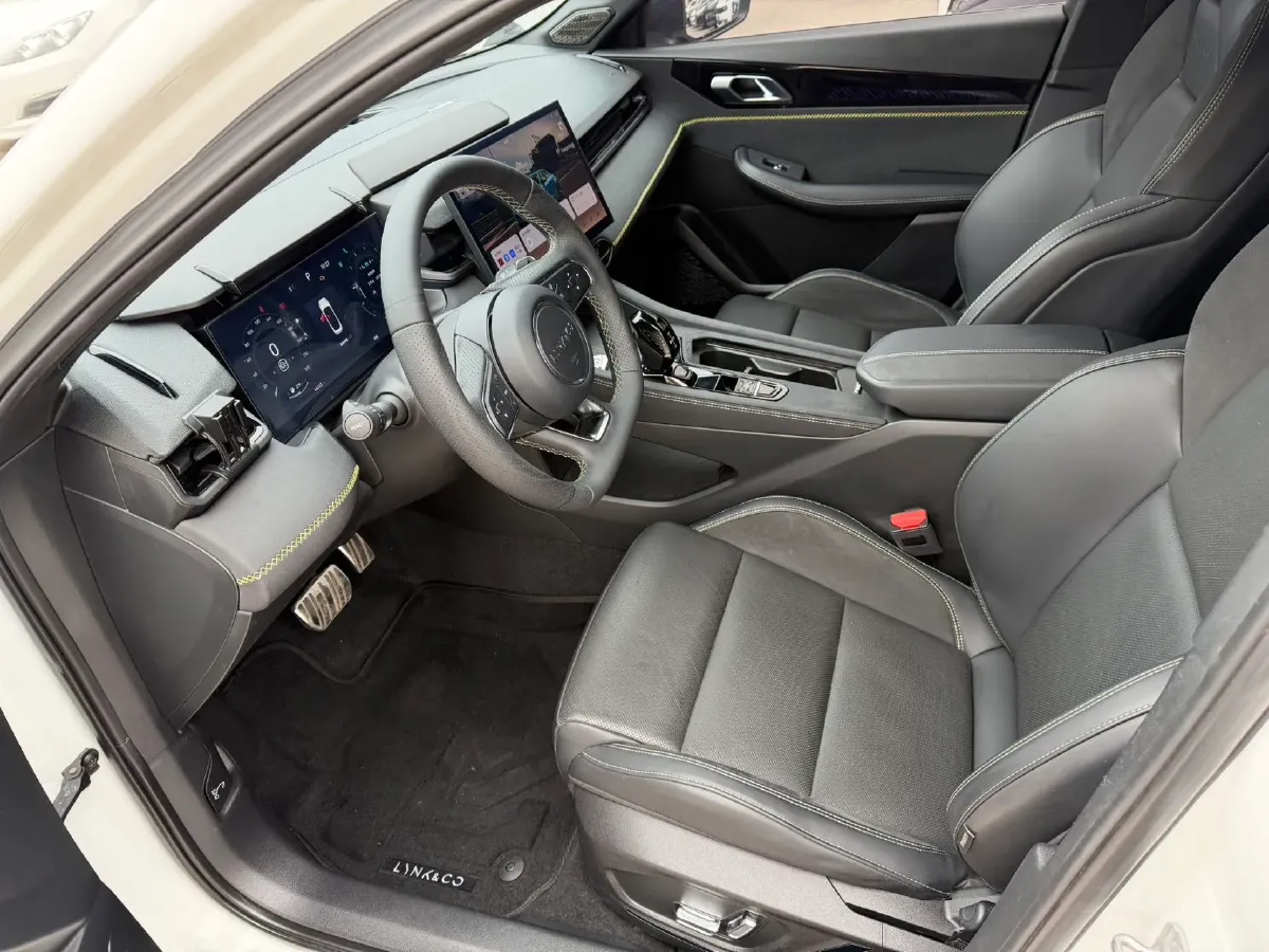 2023 MAXUS G50 1.5T 181HP L4 7DCT,autocango,china used car exporter,china ev exporter,chinese used car exporter,chinese used ev exporter