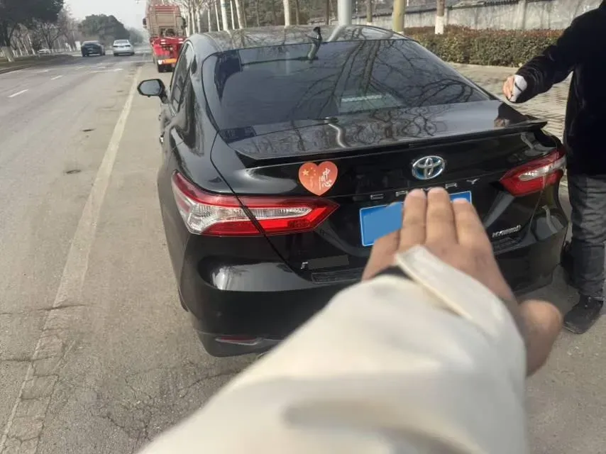 2023 Toyota Camry 2.5L 178HP L4 E-CVT Hybrid,autocango,china used car exporter,china ev exporter,chinese used car exporter,chinese used ev exporter