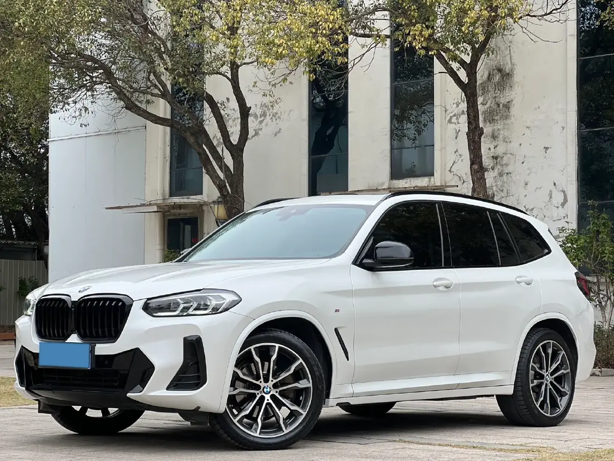 2022 BMW X3 2.0T 252HP L4 8AT