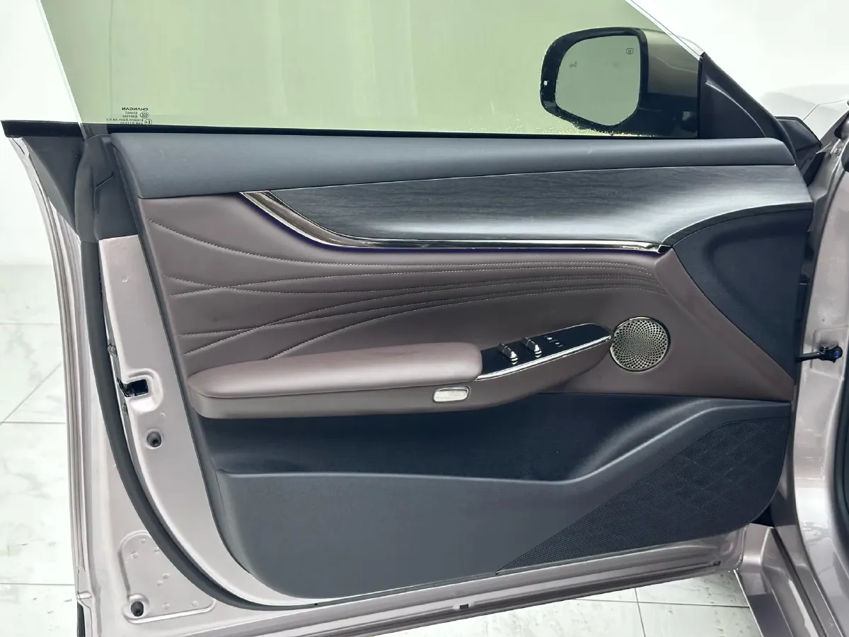 2025 ChangAn QiYuan A07 REEV 98HP REEV 28.4KWH,autocango,china used car exporter,china ev exporter,chinese used car exporter,chinese used ev exporter