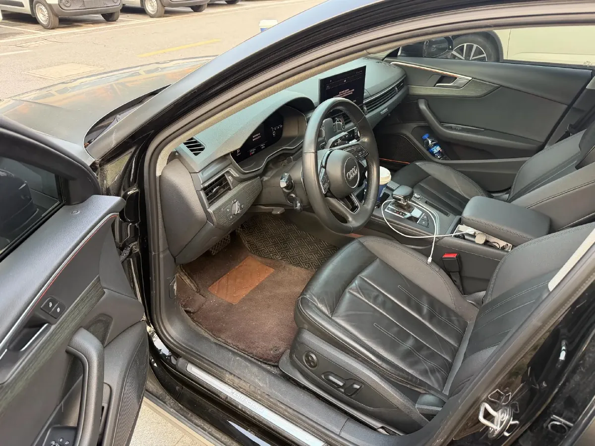 2021 Audi A4 2.0T 252HP L4 7DCT,autocango,china used car exporter,china ev exporter,chinese used car exporter,chinese used ev exporter