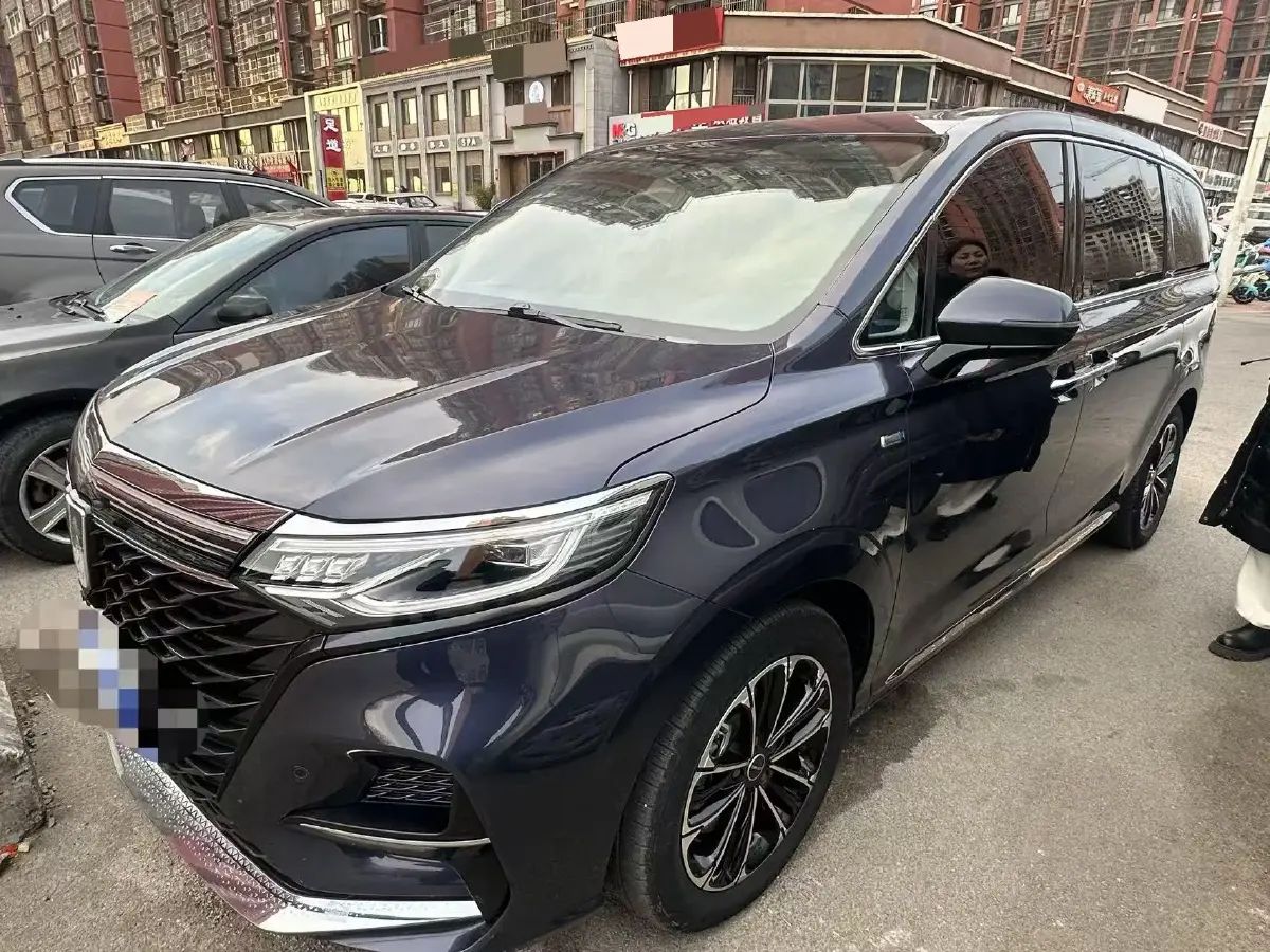 2022 Roewe iMAX8 2.0T 234HP L4 8AT