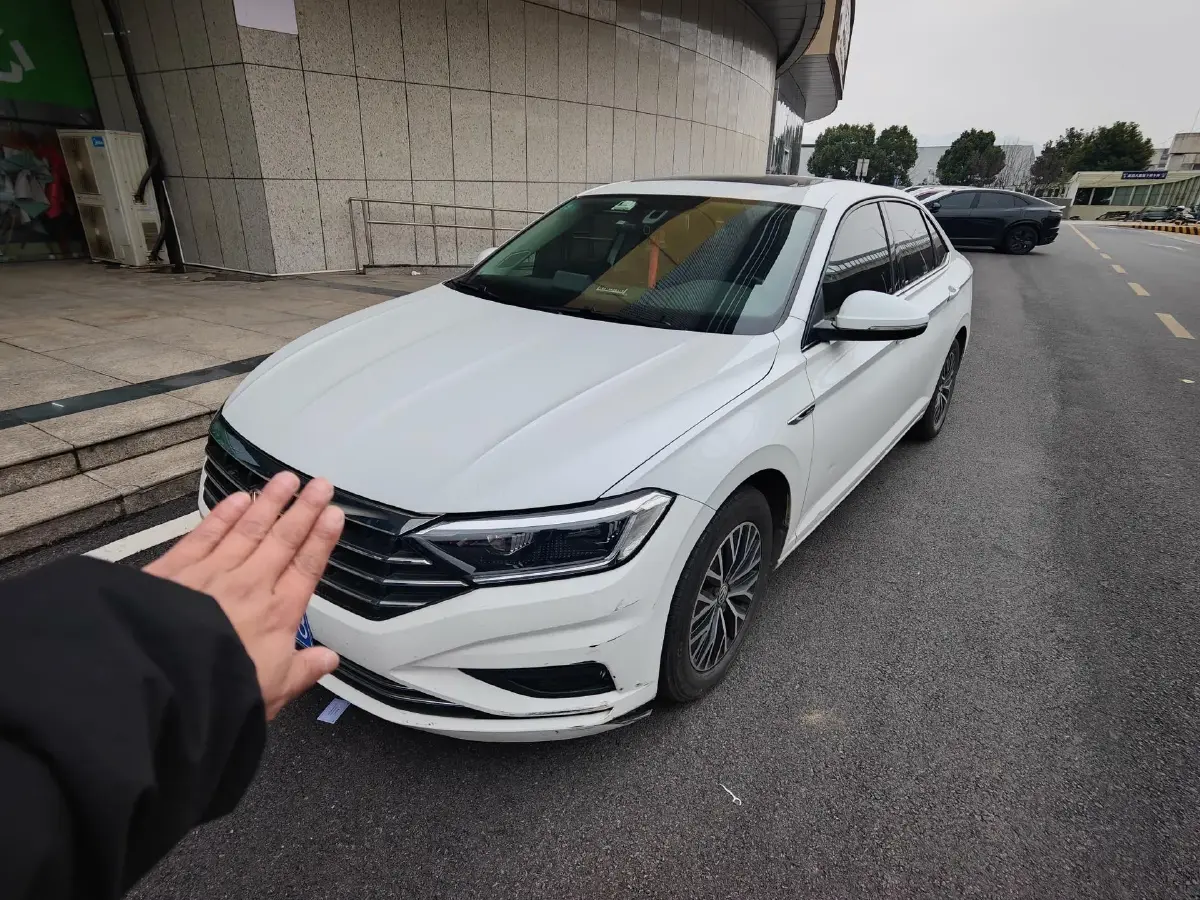 2019 MAXUS T70 2.0T 163HP L4 6AT