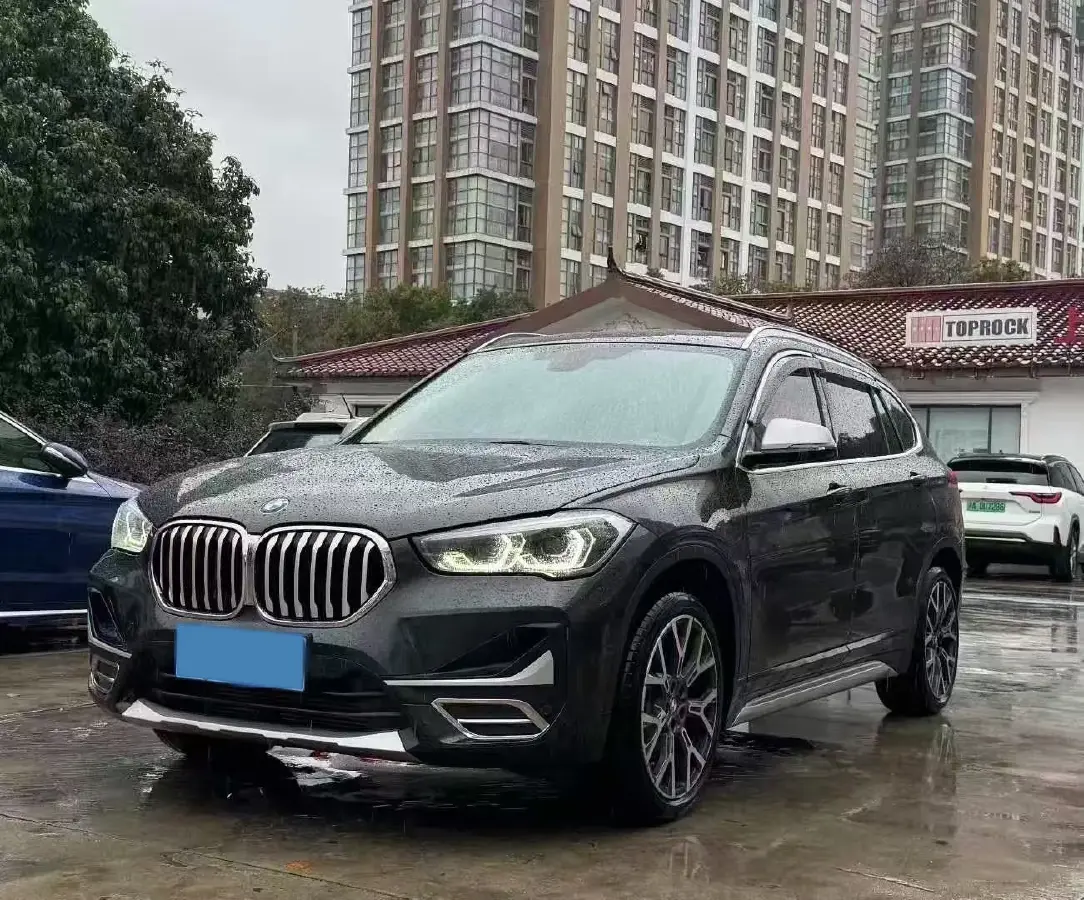 2021 BMW X1 2.0T 192HP L4 8AT