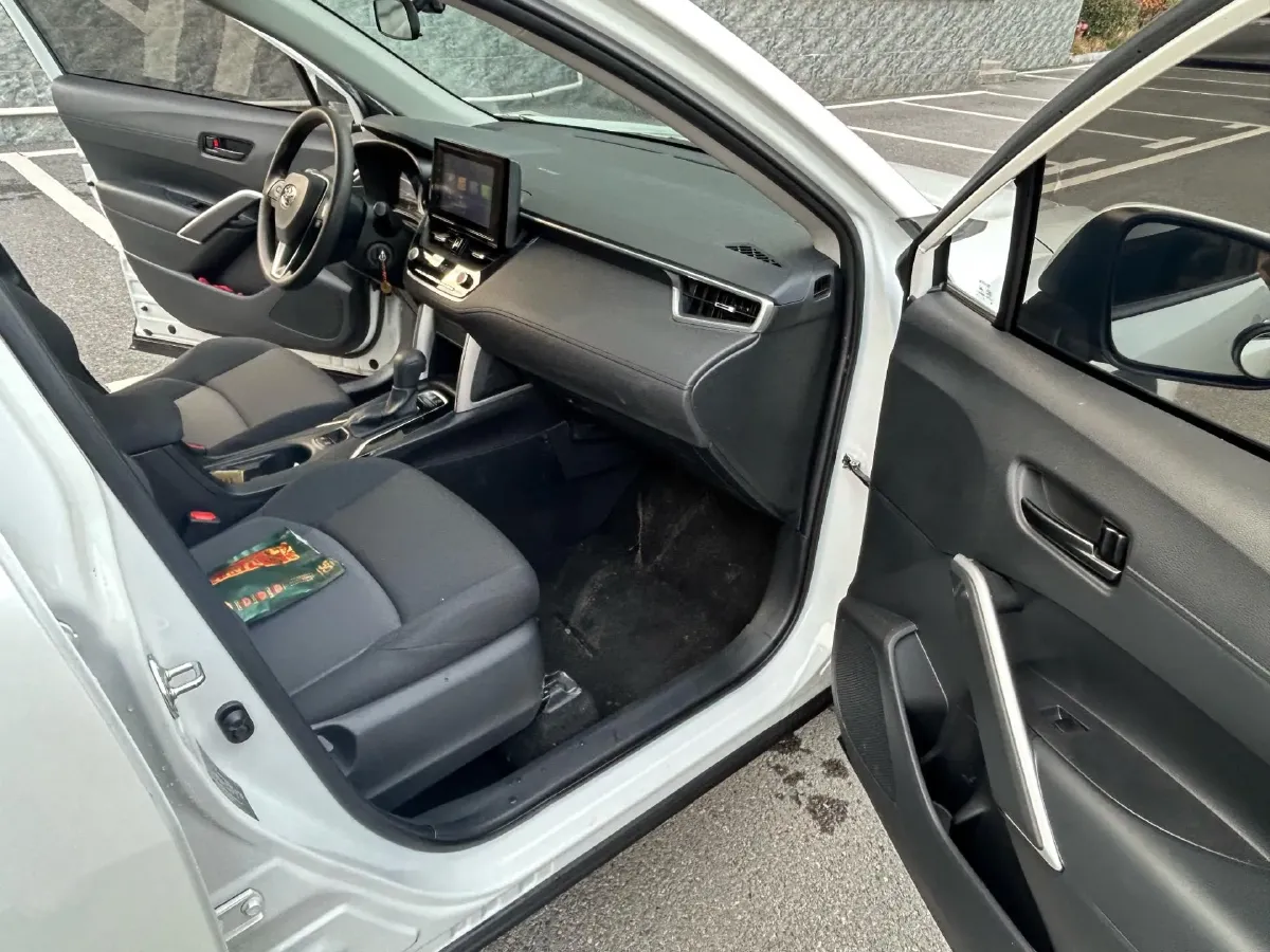 2022 Toyota Frontlander 2.0L 171HP L4 CVT,autocango,china used car exporter,china ev exporter,chinese used car exporter,chinese used ev exporter