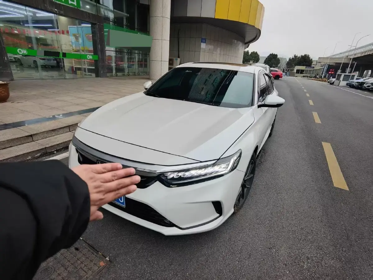 2022 Honda Inspire 1.5T 194HP L4 CVT