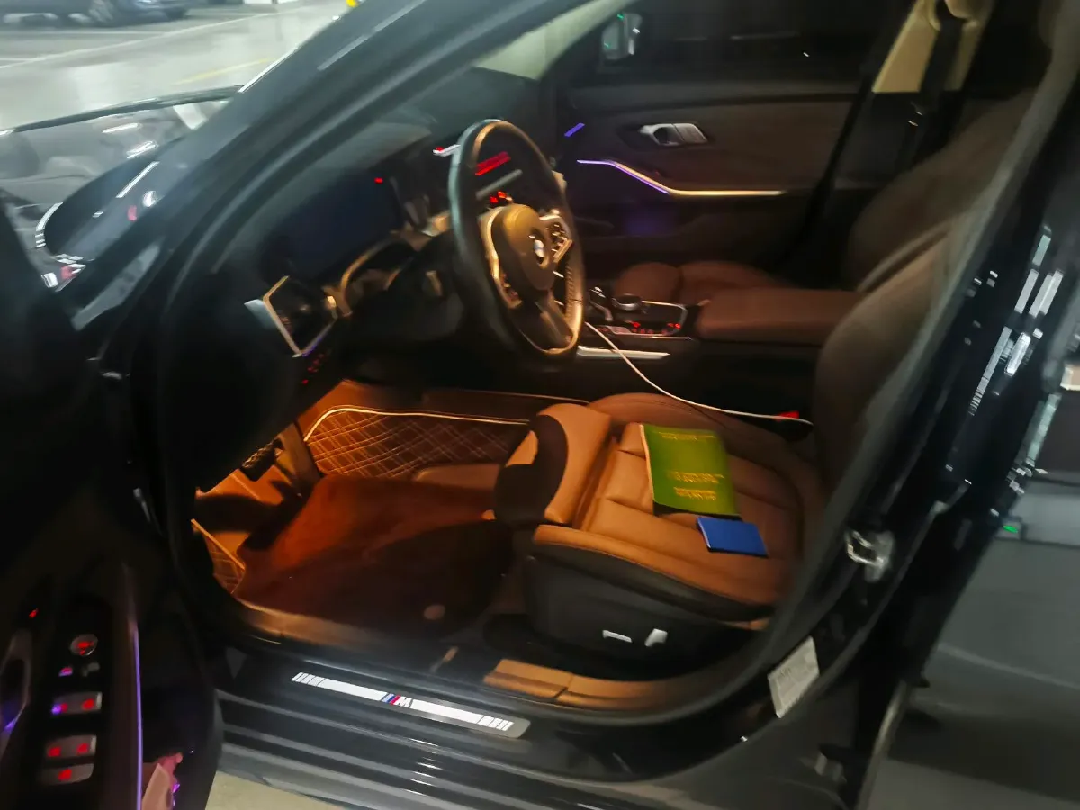 2021 BMW 3 Series 2.0T 184HP L4 8AT,autocango,china used car exporter,china ev exporter,chinese used car exporter,chinese used ev exporter