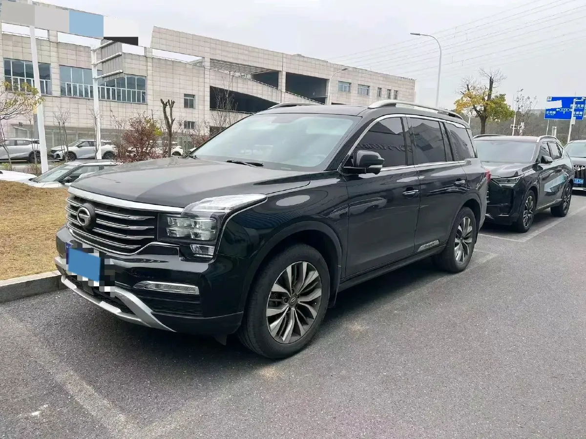 2017 GAC Trumpchi GS8 2.0T 201HP L4 6AT